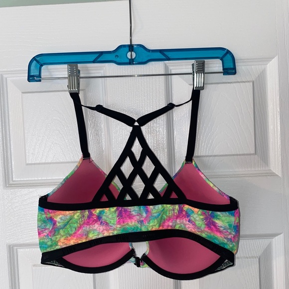 Victoria Secret Pink Push Up Strappy Back Bra - Picture 2 of 3